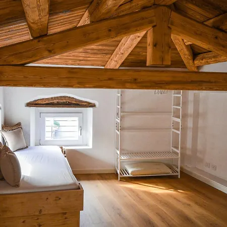 La Casa Di Betti Homestay *